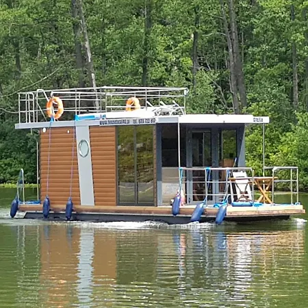 Plywajace Houseboat4u, Mazury Апартаменты Ручане-Нида