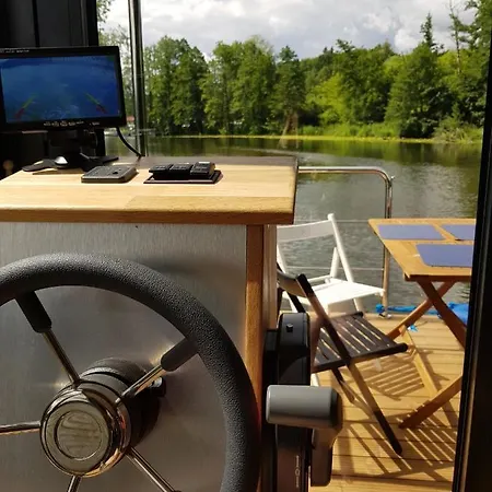 Plywajace Houseboat4u, Mazury *