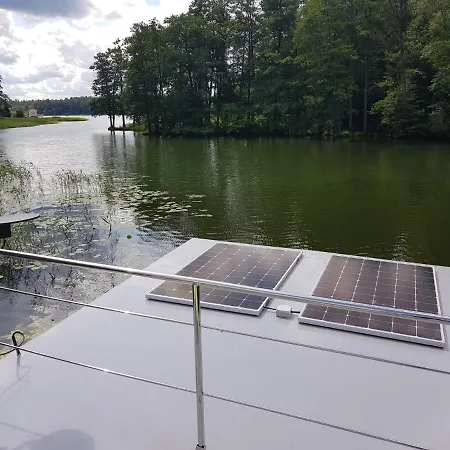 Plywajace Houseboat4u, Mazury Апартаменты