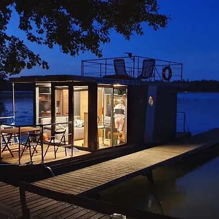 Plywajace Houseboat4u, Mazury Апартаменты
