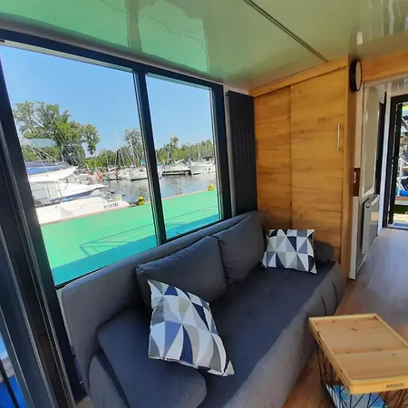 Апартаменты Plywajace Houseboat4u, Mazury *
